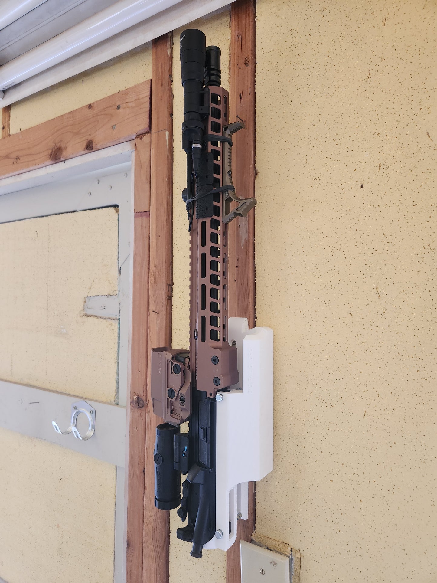 Floating AR Upper Reciever Wall Mount - Vertical/Horizontal Display